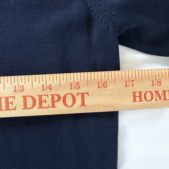 Brooks Brothers Women’s 3/4 Sleeve V-Neck Dark Navy Blue Silk Blend Sweater Sz M - Picture 10 of 12